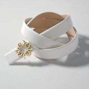White House Black Market White Leather Belt with Gold Filigree Buckle